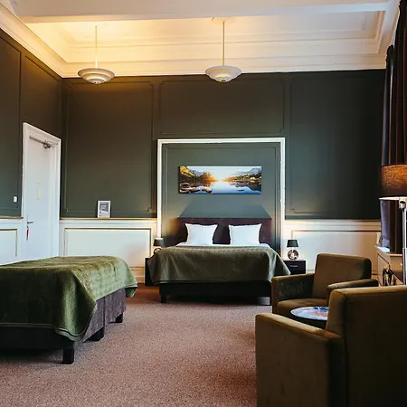 Dutch Golden Hotel-2